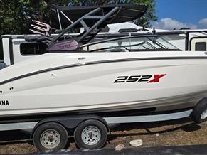 Yamaha 252 XE