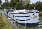 Spits Varend Woonschip met Rijn certificaat - Spits Varend Woonschip met Rijn certificaat