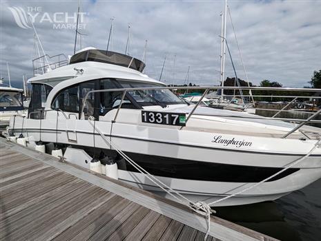 Beneteau Antares 11 Fly