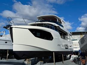 Absolute Navetta 68