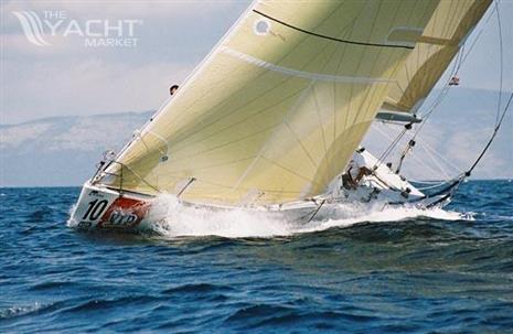 Beneteau First 40.7