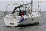 Beneteau Oceanis 381 - Picture 4