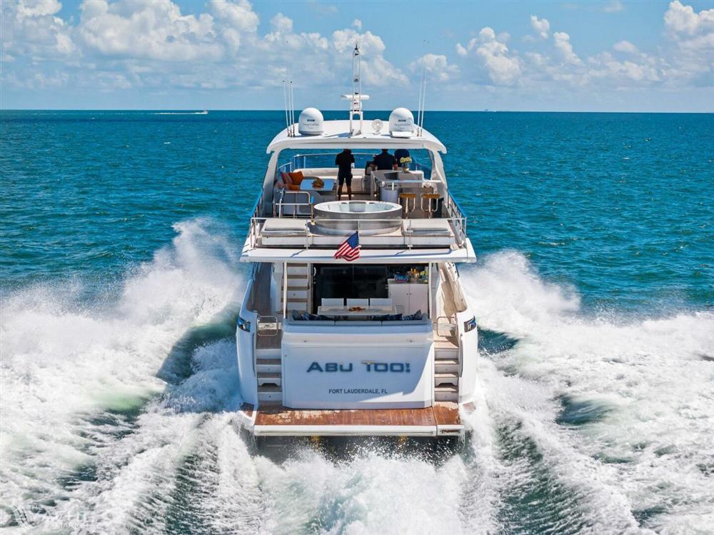 2019 Azimut