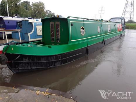 Dursley &amp; Hurst 53ft Narrowboat called Miles Away