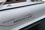 BOSTON WHALER REVENGE 19