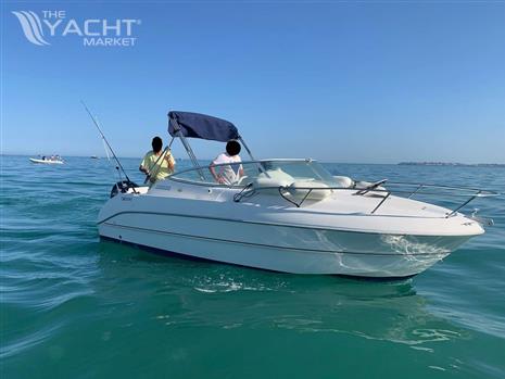 SESSA MARINE ISLAMORADA 21