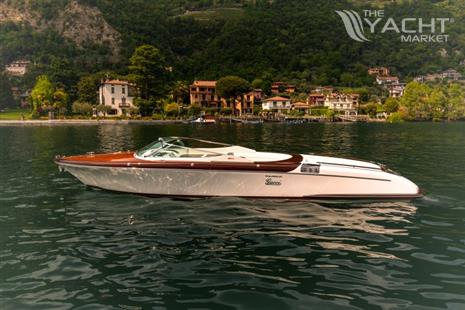 Riva Aqua 33 Gucci