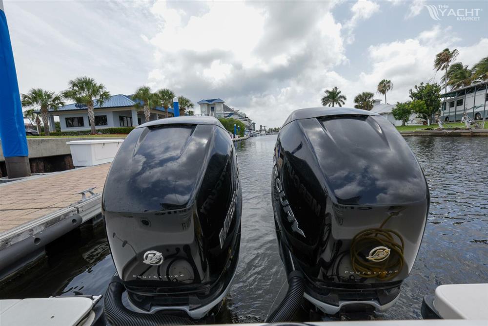 2018 Boston Whaler