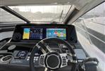 Sunseeker Predator 55 EVO - helm