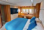 Sunseeker 75 Yacht - 19 - Master Cabin