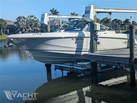 Boston Whaler 240 Vantage