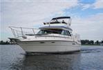 Sea Ray 415 Aft Cabin