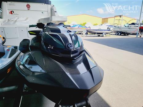 SEA DOO SEA DOO RXP-X RS APEX 300