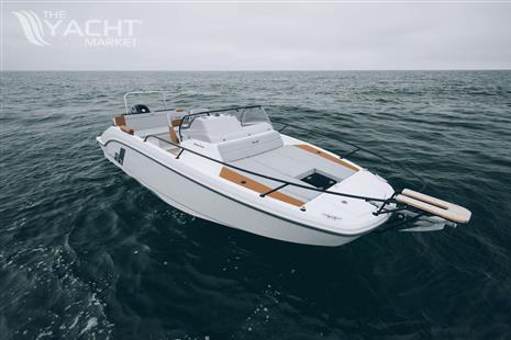 BENETEAU FLYER 7 SUNDECK