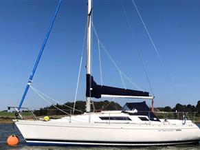 Beneteau First 305