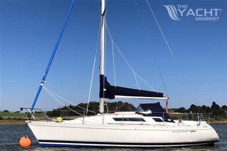 Beneteau First 305