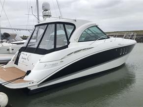 Cruisers Yachts 390