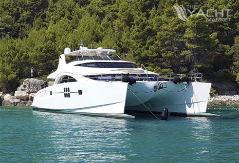 Sunreef Yachts Sunreef Power 70 - SUNREEF POWER 70 - Bow View