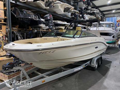 SEA RAY SEA RAY 230 SPX