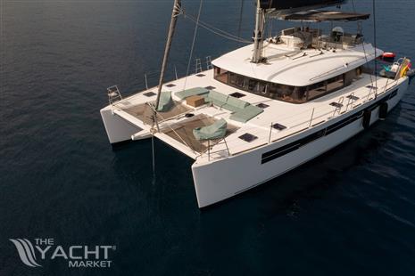 LAGOON 560 S2