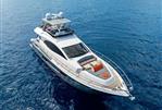 Lazzara Yachts 64