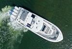 Pursuit S 428 Sport