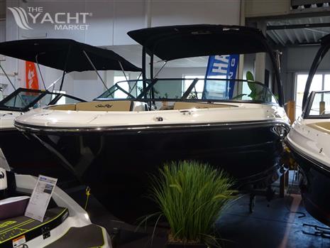 SEA RAY SEA RAY 210 SPXE