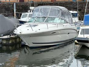 Sea Ray 225 Weekender