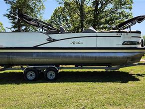 Avalon Catalina 2385 RL Saltwater Series