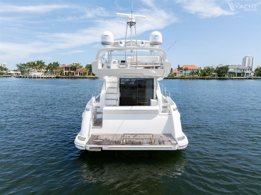 2013 Azimut