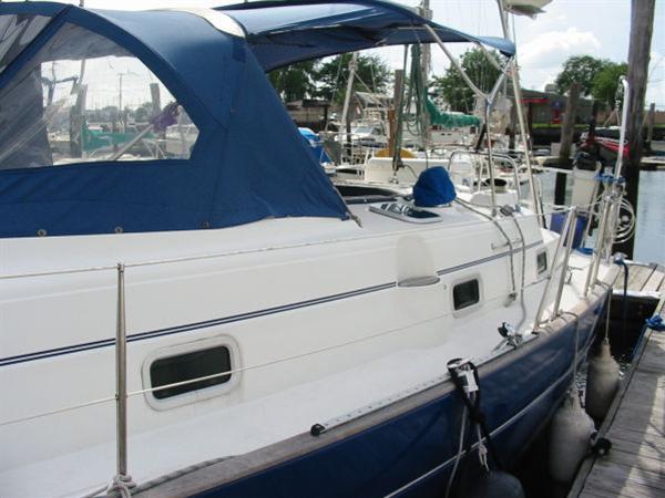 2000 Beneteau