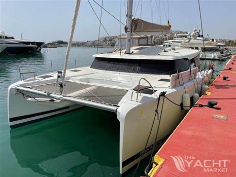 FOUNTAINE PAJOT ASTREA 42