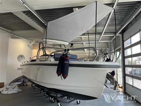 Nimbus T8 T Top - 2022 Nimbus T8 for sale in Menorca - Clearwater Marine