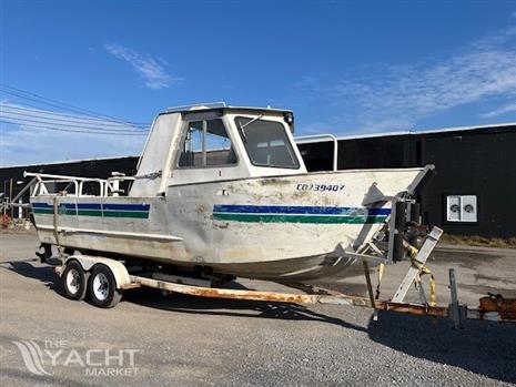 27&#39; x 8&#39; Aluminum Work Boat with Trailer