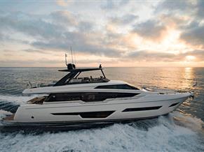 Ferretti 780