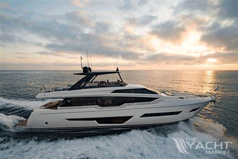 Ferretti 780