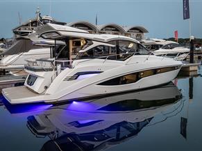 Galeon 425 HTS