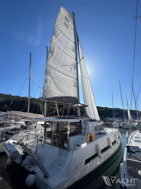 Catana Bali 4.1