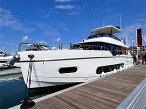 Azimut MAGELLANO 60