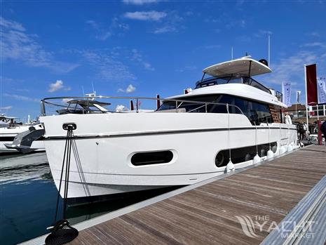 Azimut MAGELLANO 60