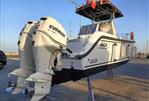 BOSTON WHALER OUTRAGE 26