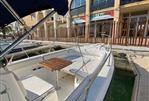 BOSTON WHALER OUTRAGE 26