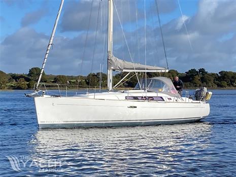 Beneteau Oceanis 37 - Default Image