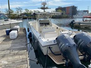 Hydra-Sports 3300 VSF Cuddy
