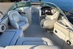 Sea Ray 220 Sundeck - 2008 Sea Ray 220 Sundeck - Photo #4