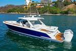 Tiara Yachts 43 LS