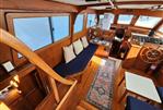 Marine Trader LaBelle 40 Sun Deck