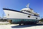 Feadship Classic Canoe Stern - Current condition (May 16, 2015)