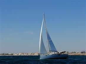 Beneteau Sense 43