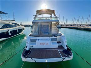 Cruisers Yachts 447 Sport Sedan